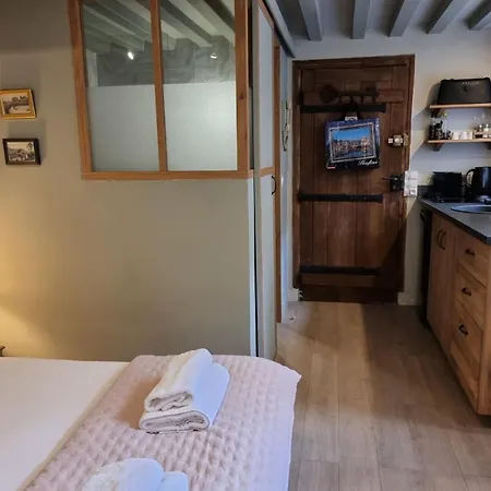 The Saint Jean Suite - Cozy For 2 - Center Honfleur With Fireplace Exterior photo